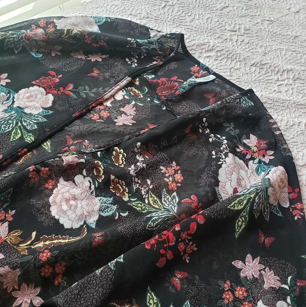 Floral Black Kimono